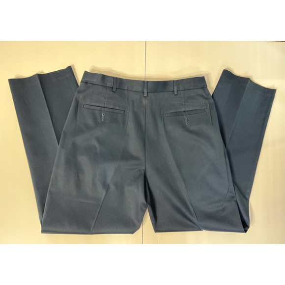 Men's Haggar Navy Classic Fit No Iron Khaki Slacks - Picture 2 of 3